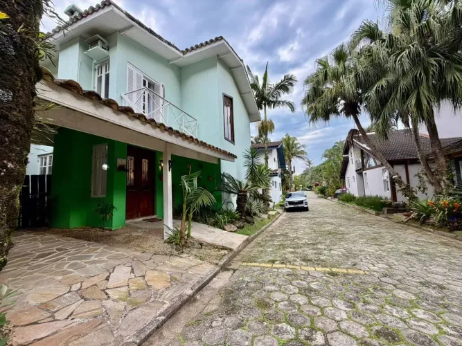 casa completa disponível para locação e venda em condomínio