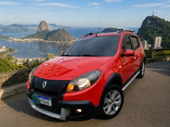 Renault Sandero Stepway Hi-power 1.6 8V 5P 2013