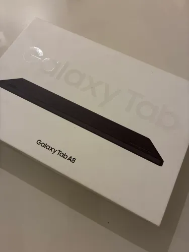 Tablet Samsung A8 em ótimo estado