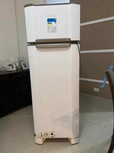 GELADEIRA ESMALTEC