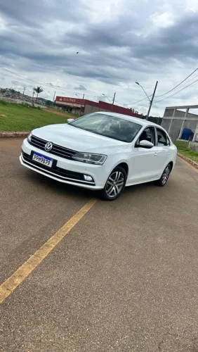 Volkswagen Jetta Comfortline 1.4 TSI 16V 4P Aut. 2016