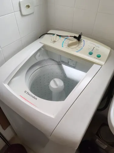 Máquina de lavar roupa Electrolux 9kg