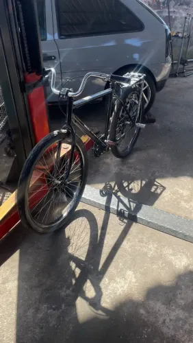 Bike aro 26 montadinha troco em aro 29 ou em celular