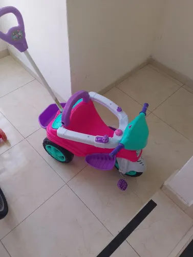 Carrinho de passeio de menina