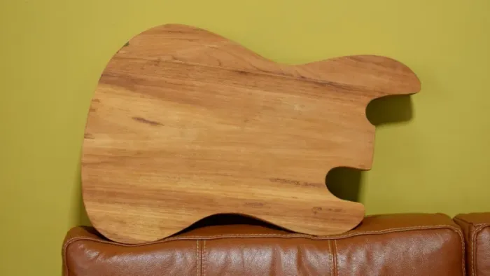 Corpo pré cortado para baixo Jazz Bass cedro (C209)