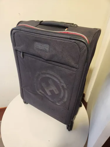 Mala 23kg média Tommy Hilfiger