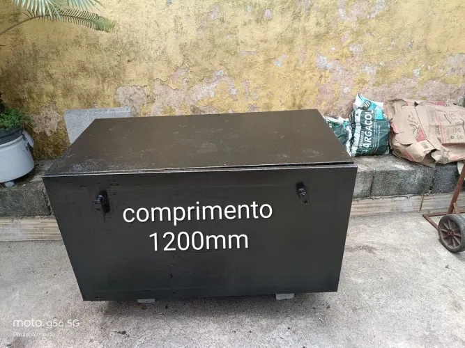 Caixa de carreta de ferro R$ 700