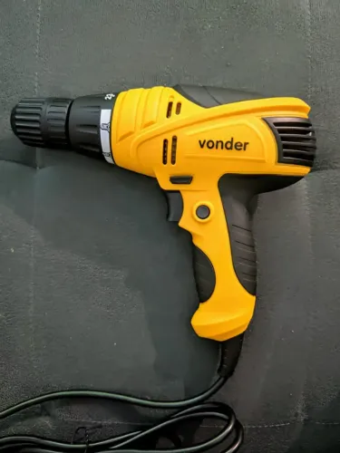 FURADEIRA E PARAFUSADEIRA 3/8" FPV300 220V