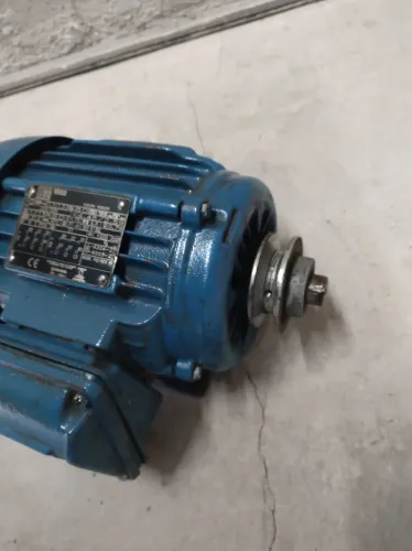 Motor trifásico 1.5cv