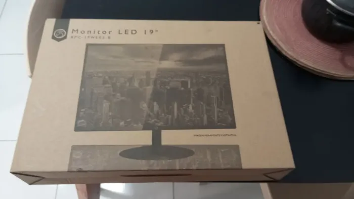 Monitor 19,5 polegadas!!!