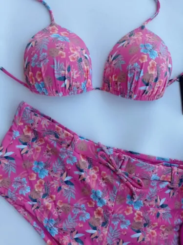 Vendo conjunto de biquínis