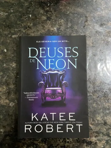 Livro deuses de neon