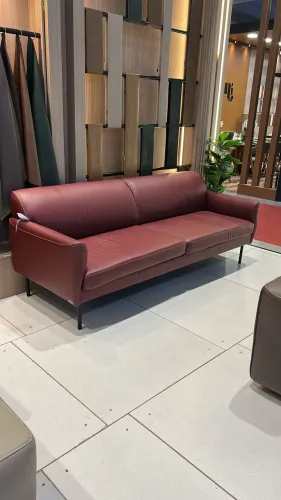 Sofá em couro