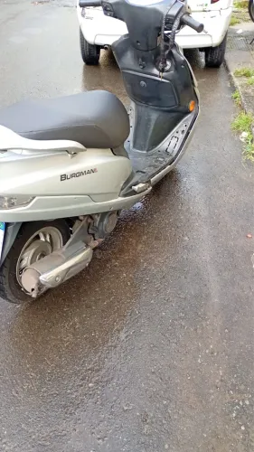 Moto SUZUKI