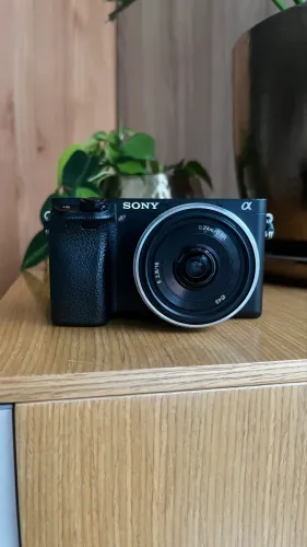 Câmera Sony 6300 e acessórios 