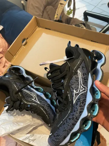 Tênis Mizuno prophecy 13