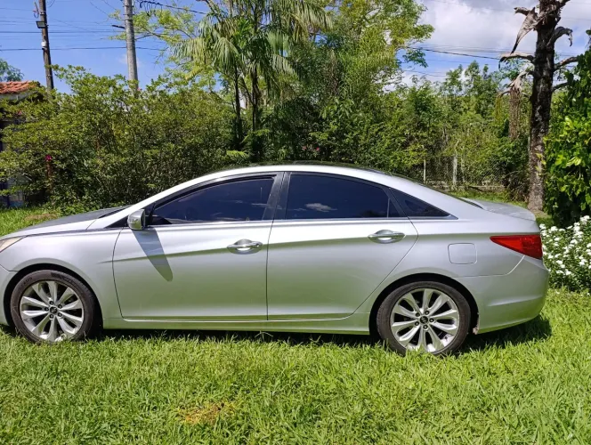 Hyundai Sonata 2.4 16V 182cv 4P Aut. 2012