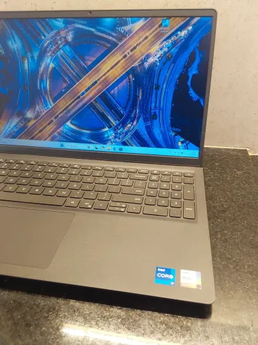 Notebook Dell, Tela Touch-screen 15,6', i7 12th , 16gb , 512Ggb Nvme