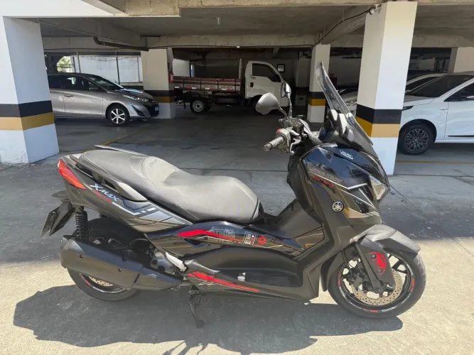 Vendo moto Yamaha xmax