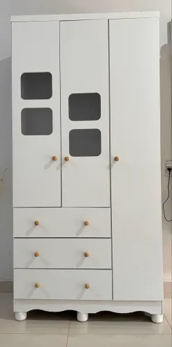 Guarda roupa + cômoda infantil 