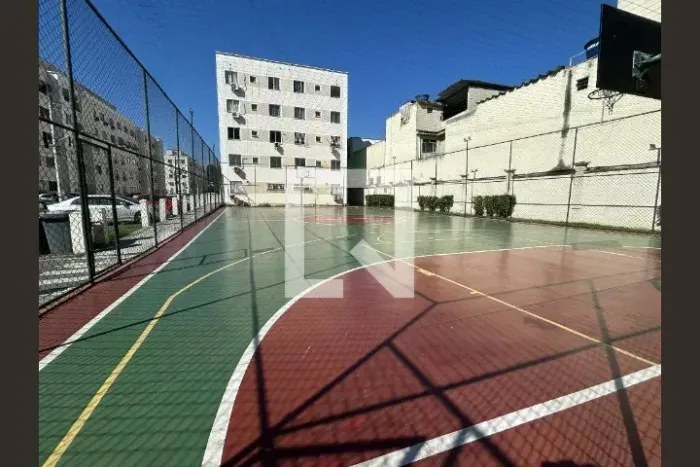 ALUGA-SE APARTAMENTO ANCHIETA