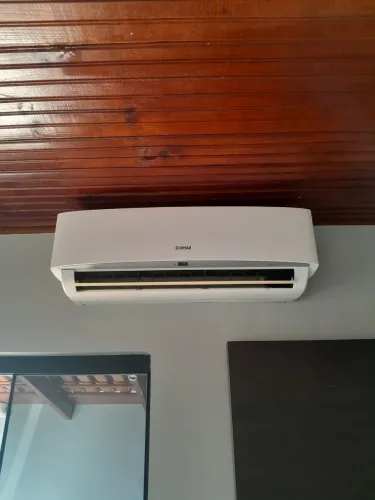 Ar-condicionado 12000Btu's com instalação inclusa