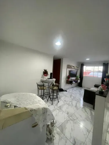 QN 05 VENDO APARTAMENTO 2 QUARTOS ACEITA FINANCIAMENTO E FGTS RIACHO FUNDO 2