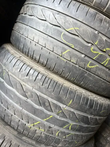 Pneu Bridgestone 225/50/17  75 % vida util 