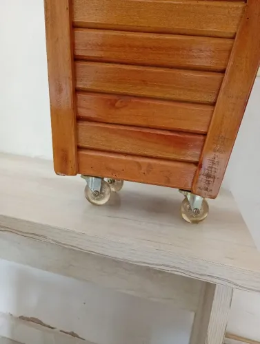 Vaso de madeira envernizado ótima conservação