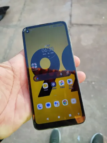 VENDO CELULAR MOTO G8 POWER