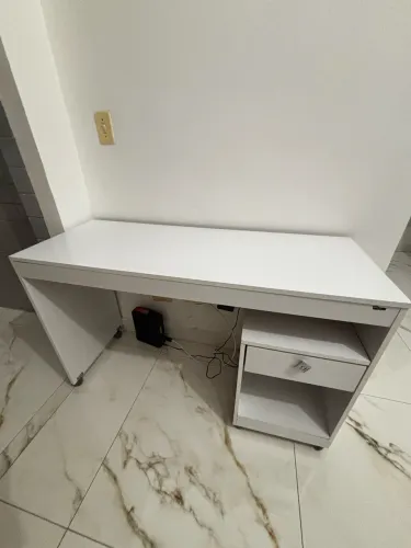 Mesa escrivaninha 