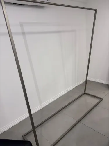 Vendo araras para seu comércio 