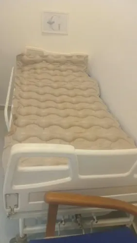 Cama hospitalar