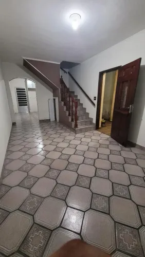 Sobrado a venda próximo à futura estação Guilherme Giorgi do Metrô