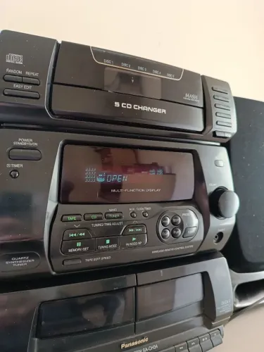 Minisystem Panasonic 3em1 funcionando
