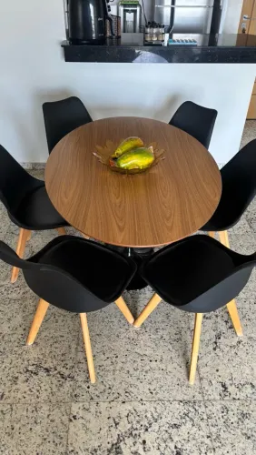 Kit 6 Cadeiras Charles Eames Leda Luisa Saarinen Design Wood Estofada Base Madeira - Preto