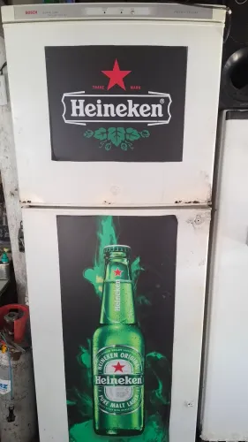Geladeira, freezer, cervejeira, fermentador. Com controle de temperatura.