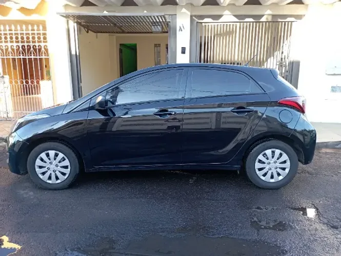 Hyundai HB20 Unique 1.0 Flex 12V Mec. 2019