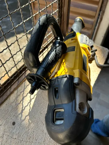Politriz Dewalt semi nova