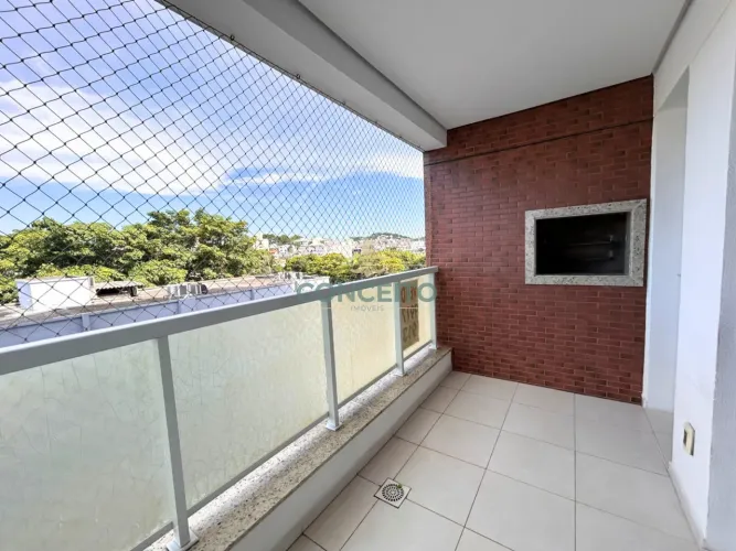 Apartamento a venda com2 quartos sendo 1 suíte em condominio Club em Capoeiras, Florianópo