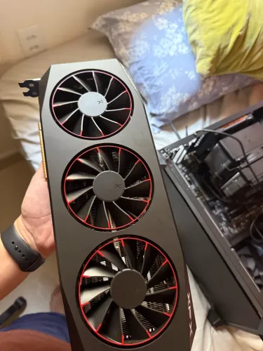 RX 9070 XT - Air Magnetic Edition - 16gb