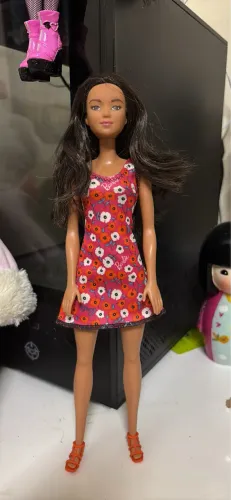 Barbie morena original