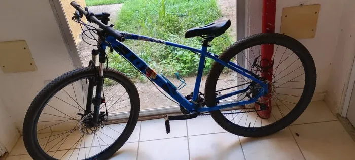Vendo Lótus semi nova ,já revisada,e com nota fiscal