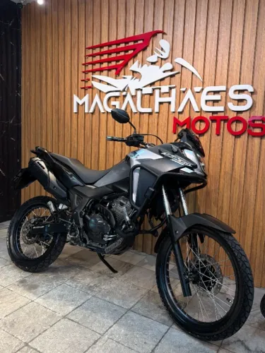 Sahara 300 ABS 2025 - Financiamento bancário e cartão