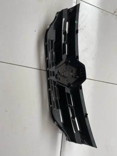 Vendo tela do pára-choque modelo Hilux , polo, kwid, gol g7,