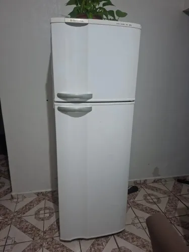 Geladeira Eletrolux