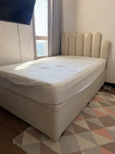 Colchão + cama box baú