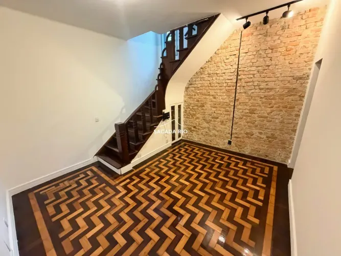 Casa em vila residencial com apenas 6 casas