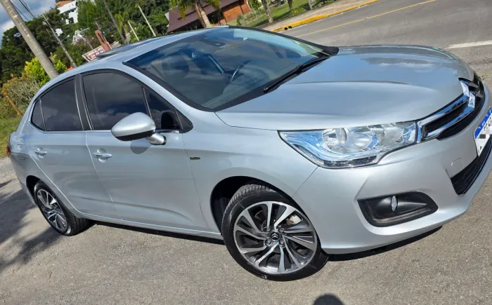 Citroen C4 Lounge Exclusive 1.6 Turbo Flex Aut. 2017