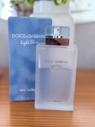 Perfume Dolce Gabbana light blue intense